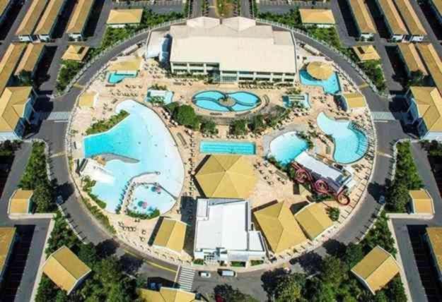 Aparthotel Lacqua Diroma - Otimas - Park Aquatico 24h - Piscina De Ondas Caldas Novas