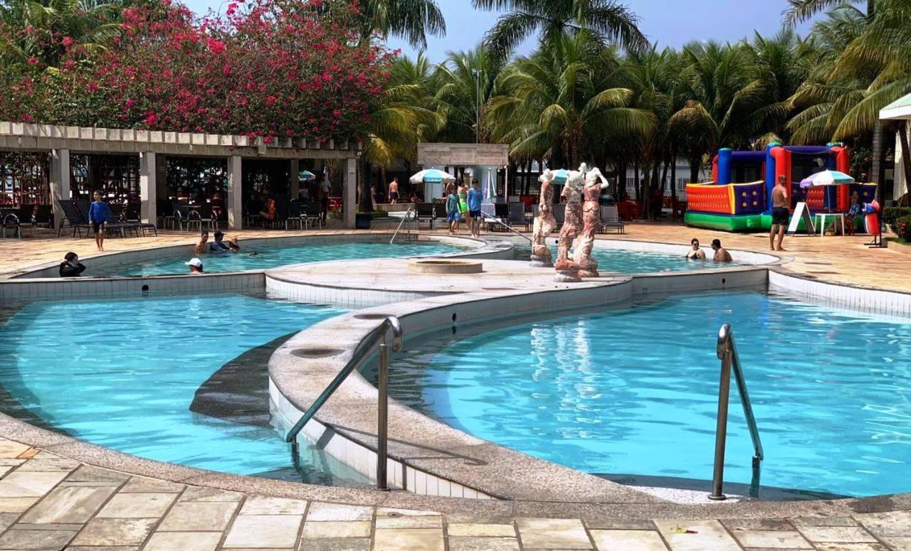 Lacqua Diroma - Otimas - Park Aquatico 24h - Piscina De Ondas *