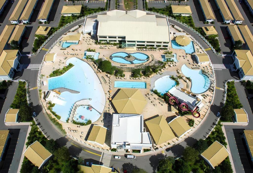 Aparthotel Lacqua Diroma - Otimas - Park Aquatico 24h - Piscina De Ondas Caldas Novas